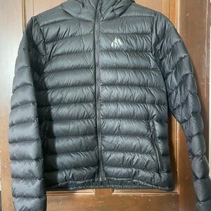 Jones Men's Black Puffer Jacket